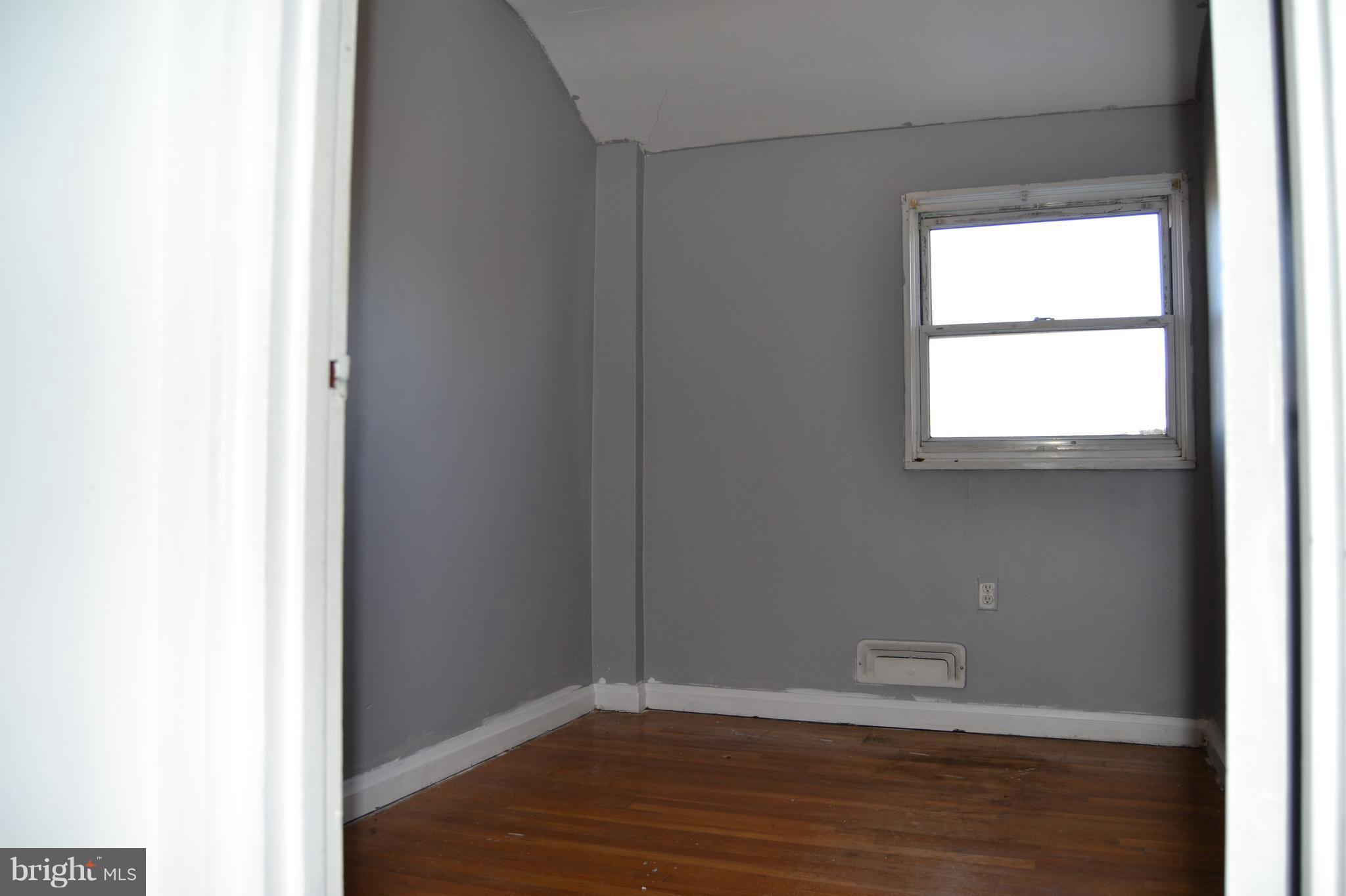 2012 Holborn Road Baltimore, MD 21222 - Photo 34 of 35 Third bedroom