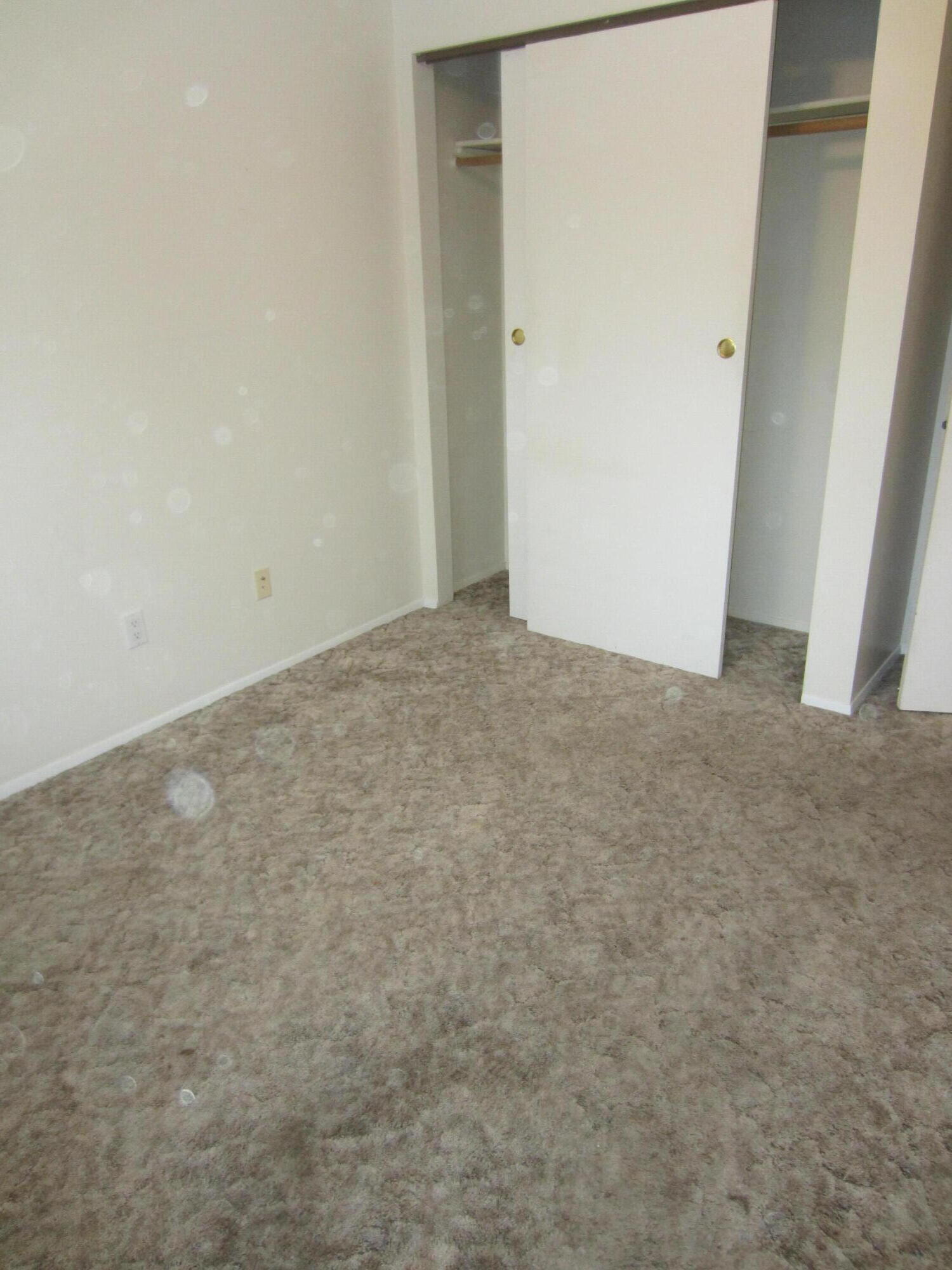 1827 Northeast Wells Acres Road Bend, OR 97701 - Photo 19 of 32 Bdrm # 4