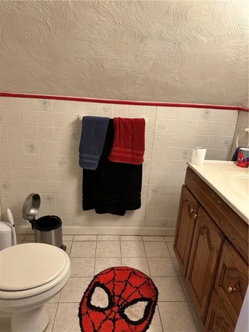 $339,900 | 55 Columbus Boulevard, Cranston, RI 02910