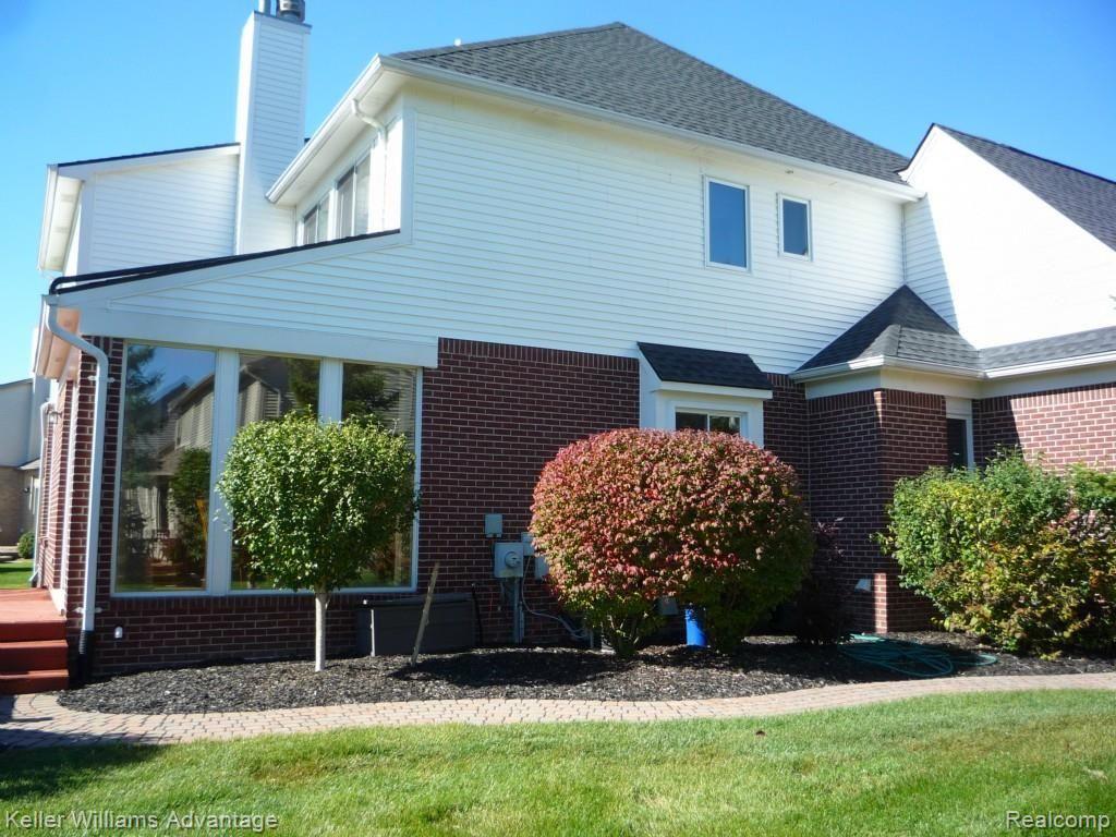 47751 Pavillon Road Canton, MI 48188 - Photo 44 of 50 P1040573.jpg