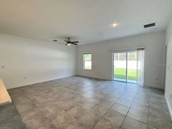 $1,995 | 16054 Southwest 55th Avenue Road, Ocala, FL 34473