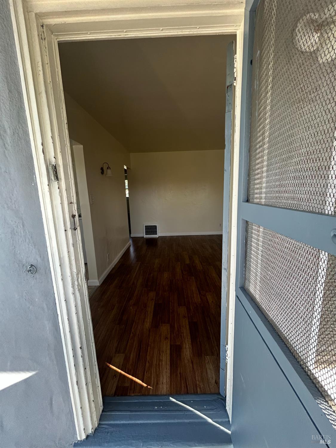 900 Mare Island Way, Unit 916 Vallejo, CA 94590 - Photo 2 of 9 a bathroom with a sink