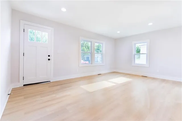 $210,000 | 3312 Delavan Avenue, Kansas City, KS 66104