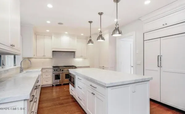 $22,000 | 151 Milbank Avenue, Unit 2, Greenwich, CT 06830