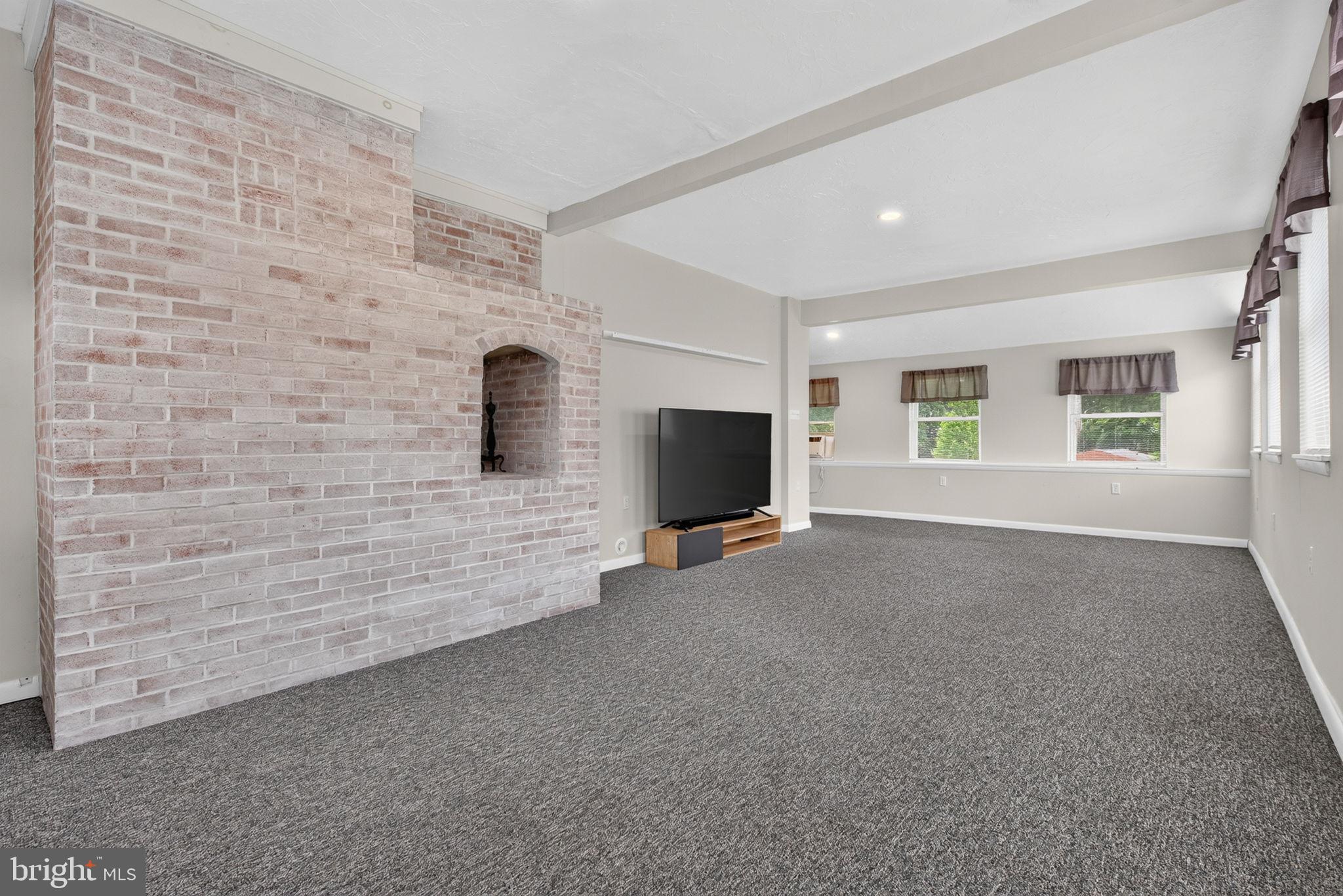 2725 Oakland Road Dover, PA 17315 - Photo 15 of 33