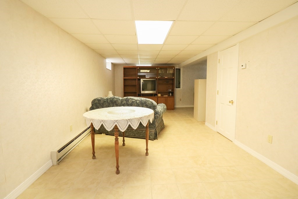 231 Drexel Street Springfield, MA 01104 - Photo 31 of 41 Gallery Image 31