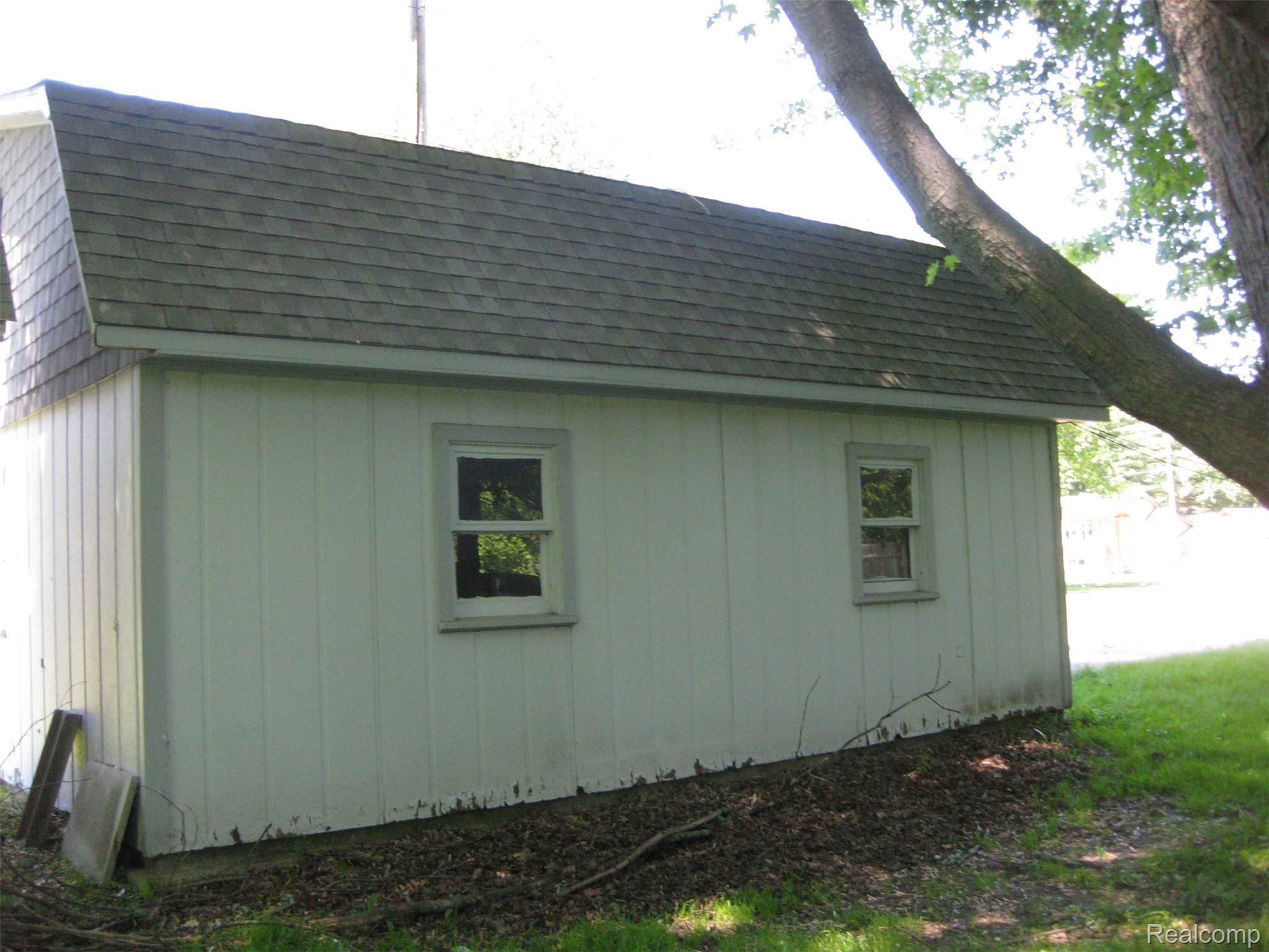 9344 Field Road Algonac, MI 48001 - Photo 14 of 33 IMG_5142.JPG