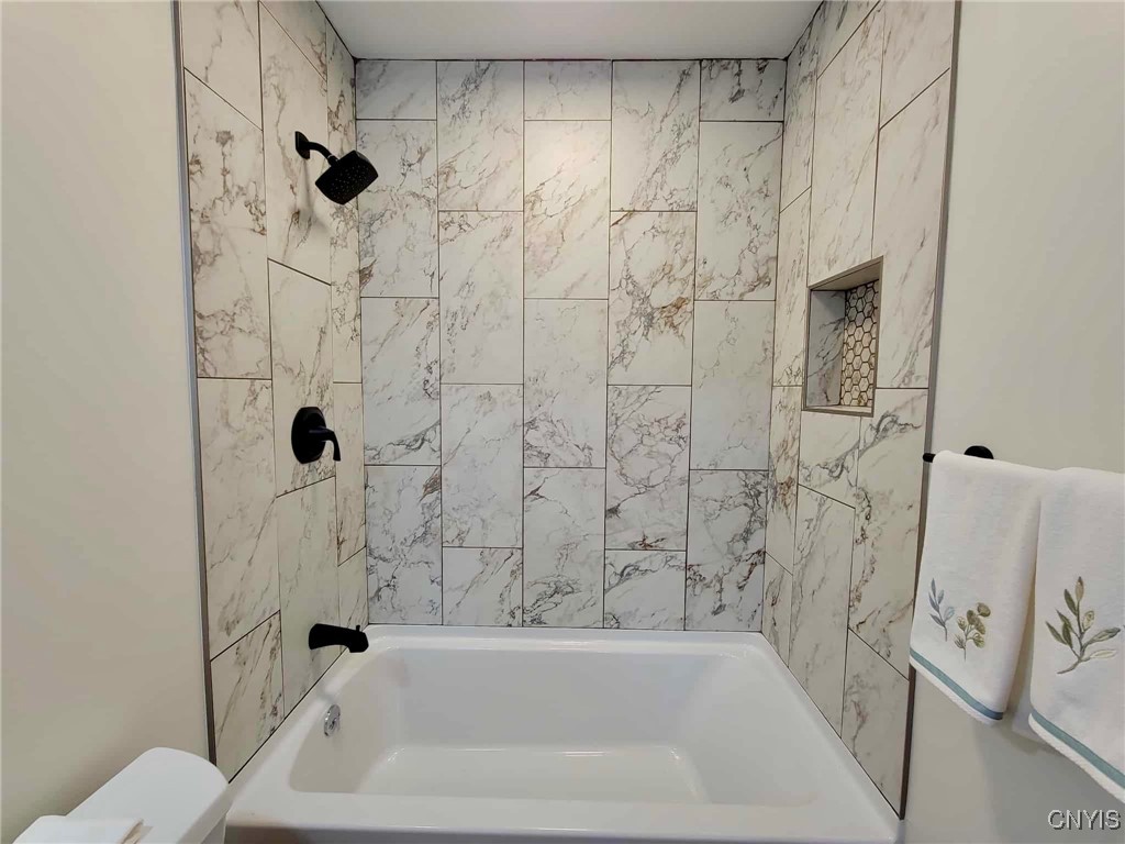 448 Van Roen Road Utica, NY 13502 - Photo 24 of 32