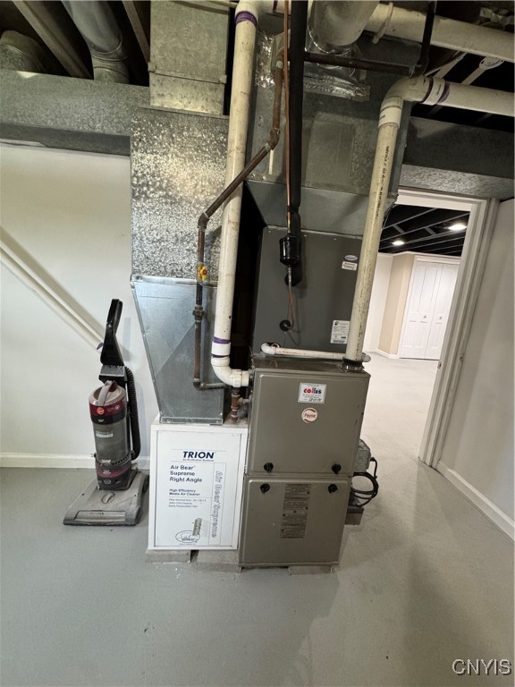 448 Van Roen Road Utica, NY 13502 - Photo 28 of 32