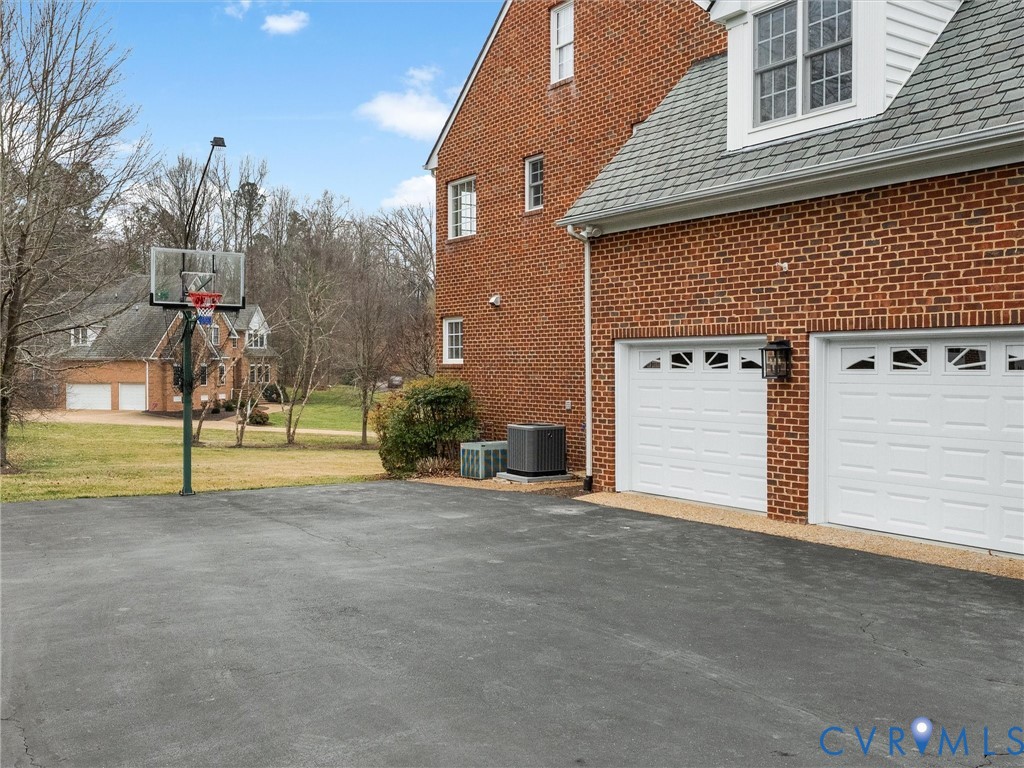 14335 Lander Road Midlothian, VA 23113 - Photo 65 of 70 2-car attached with direct entry.
