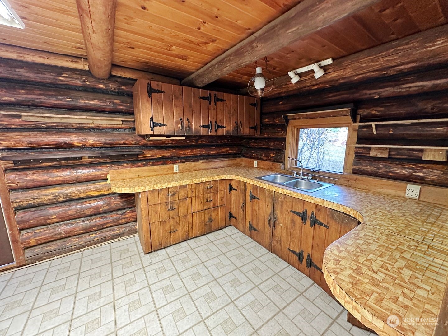 850 H Finley Gulch Road Colville, WA 99114 - Photo 6 of 12 Gallery Image 6