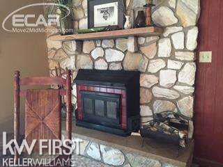 14040 Barnes Road Byron, MI 48418 - Photo 10 of 31 21184132-9.JPG