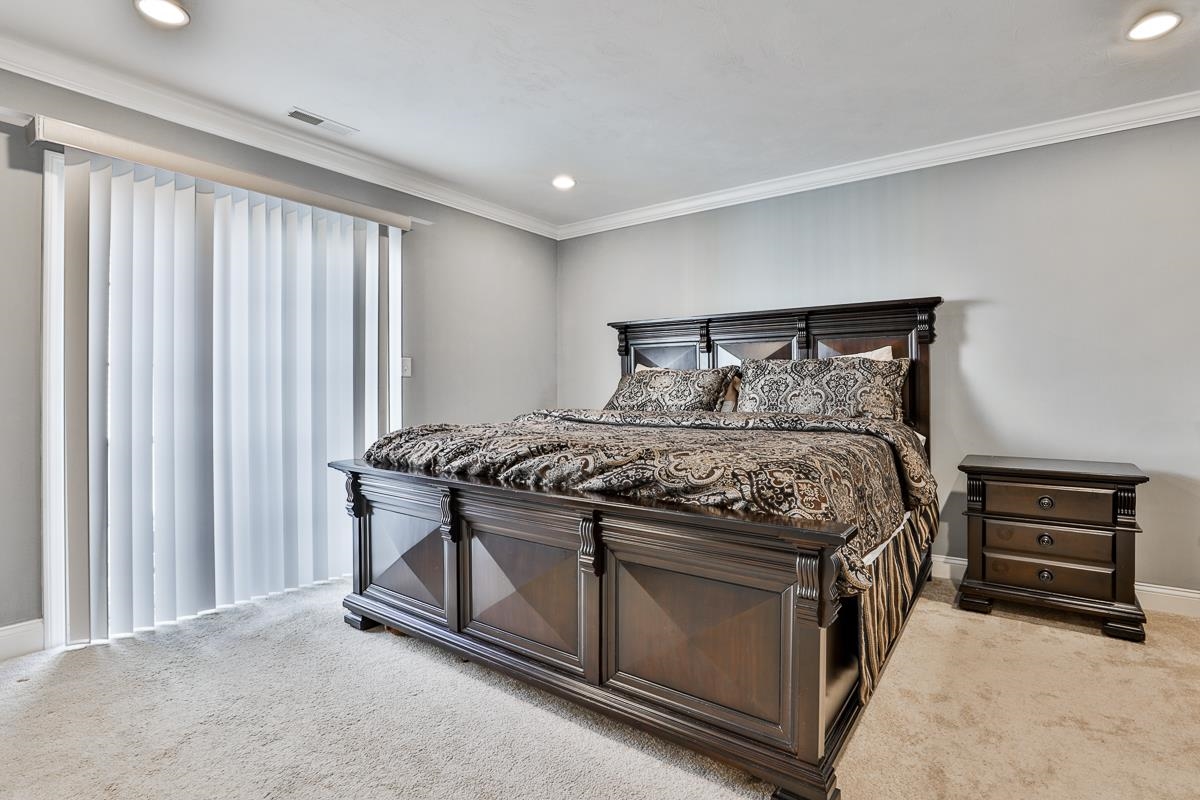 62 Compass Point North Andover, MA 01845 - Photo 23 of 27 Gallery Image 23