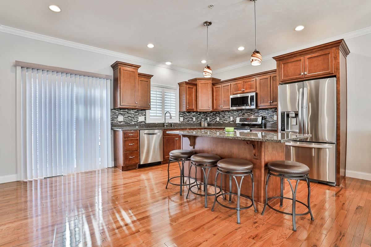 62 Compass Point North Andover, MA 01845 - Photo 10 of 27 Gallery Image 10