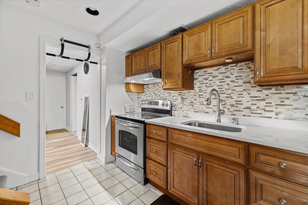 138 Kotlik Street Stoughton, MA 02072 - Photo 23 of 39
