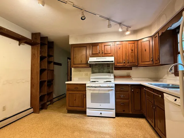 $519,000 | 116 Mistic Avenue, Rockport, ME 04856