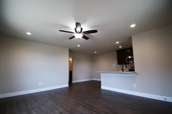 $1,595 | 156 Crossbow Court, Weatherford, TX 76088