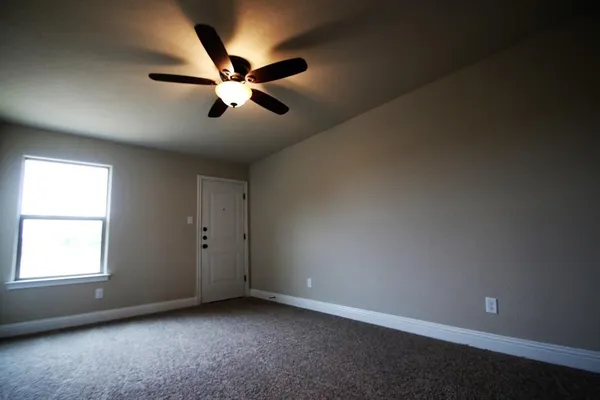 $1,595 | 156 Crossbow Court, Weatherford, TX 76088