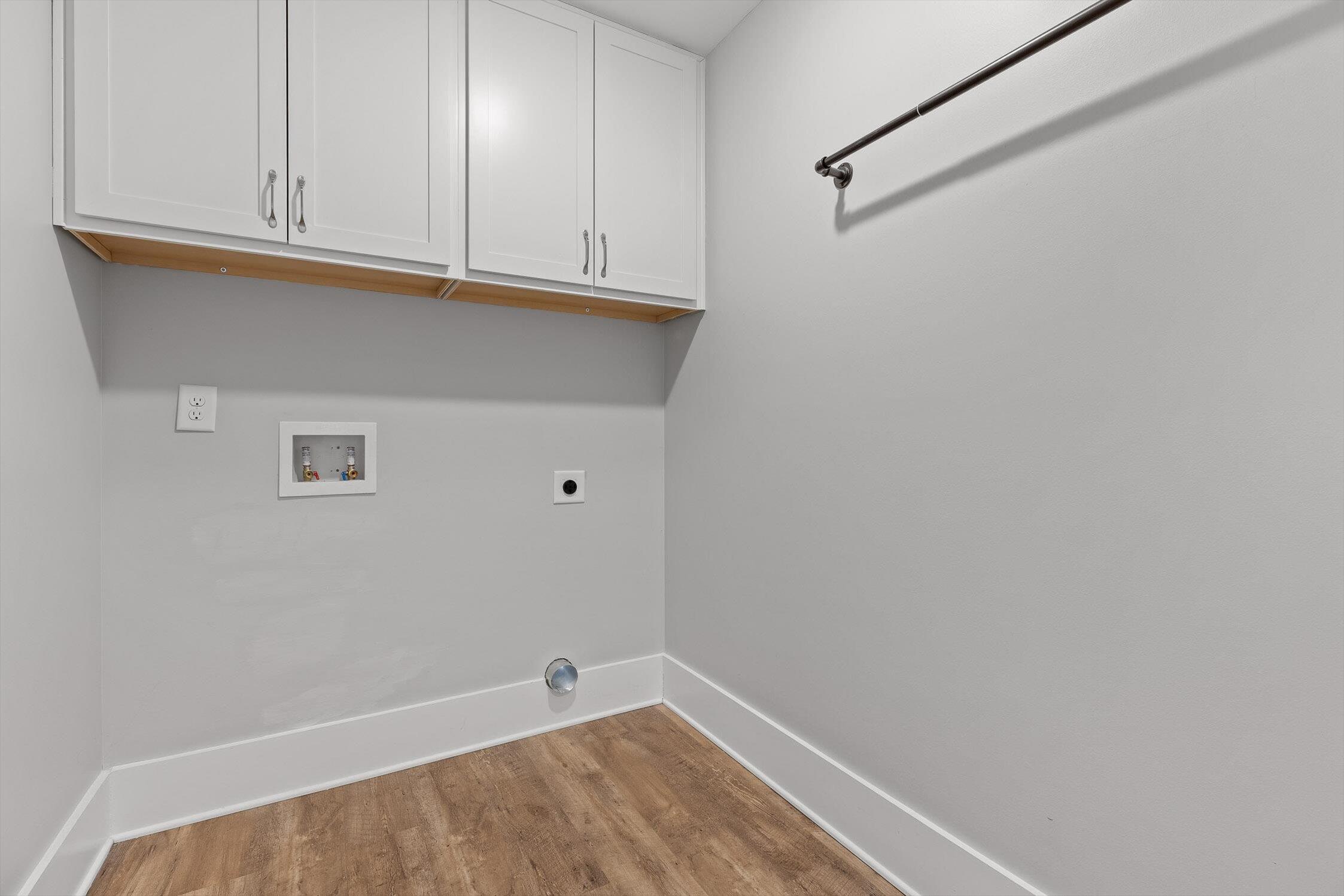 3932 Inlet Loop Chattanooga, TN 37416 - Photo 26 of 51 Laundry room