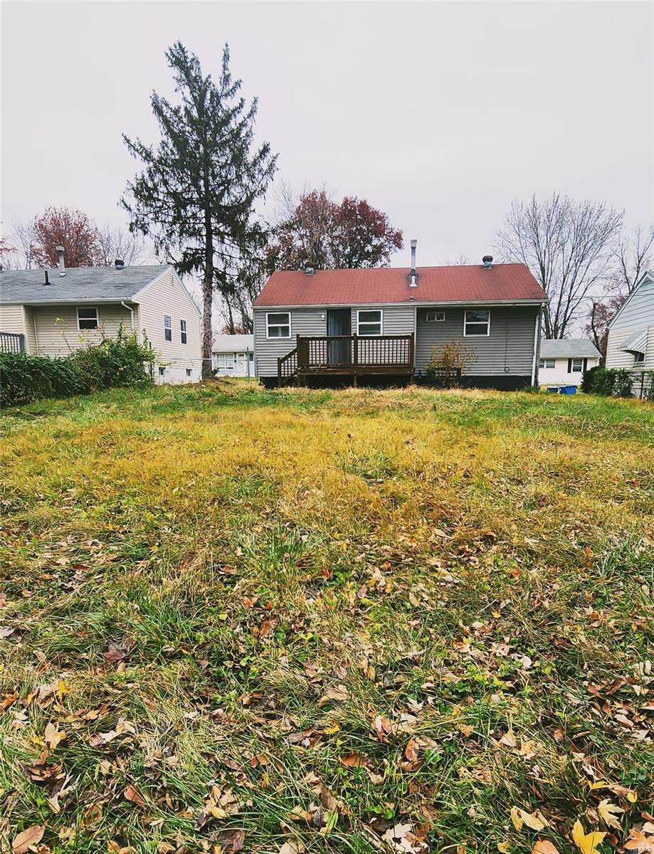 408 Caithness Road St. Louis, MO 63137 - Photo 11 of 11