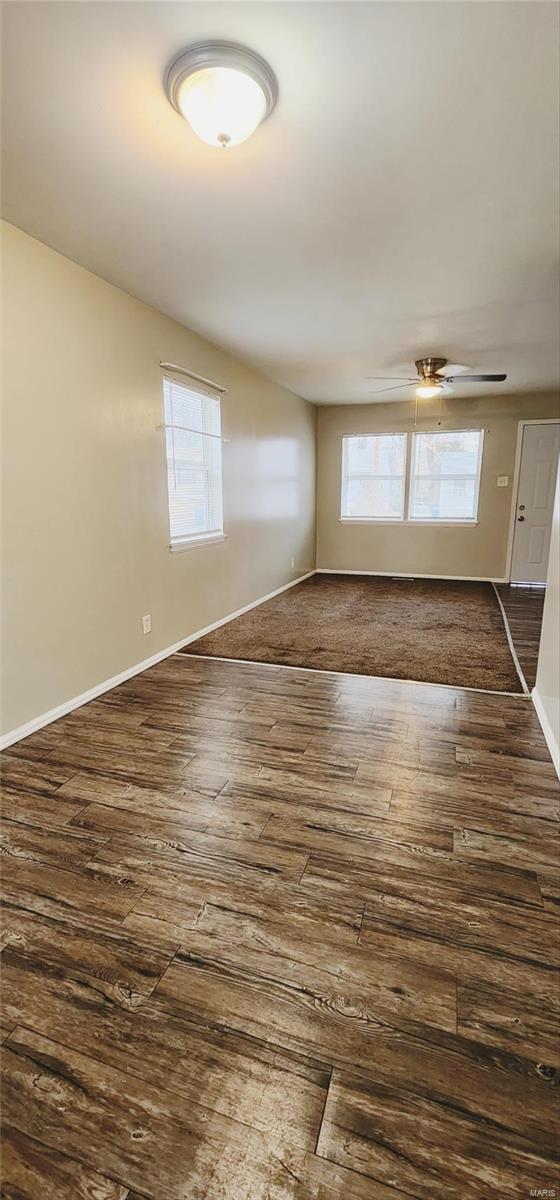 408 Caithness Road St. Louis, MO 63137 - Photo 3 of 11
