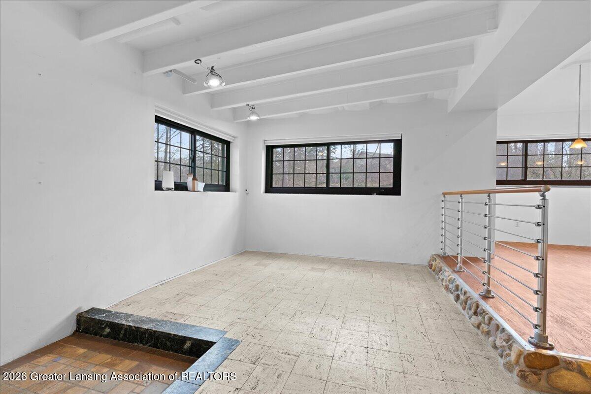 2593 Mt Hope Road Okemos, MI 48864 - Photo 8 of 46 13-Media Jett - 27