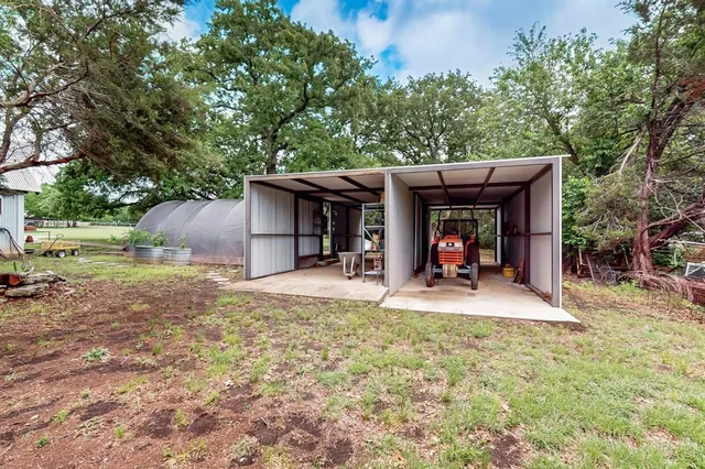 $850,000 | 1001 Pate Road, Cresson, TX 76035