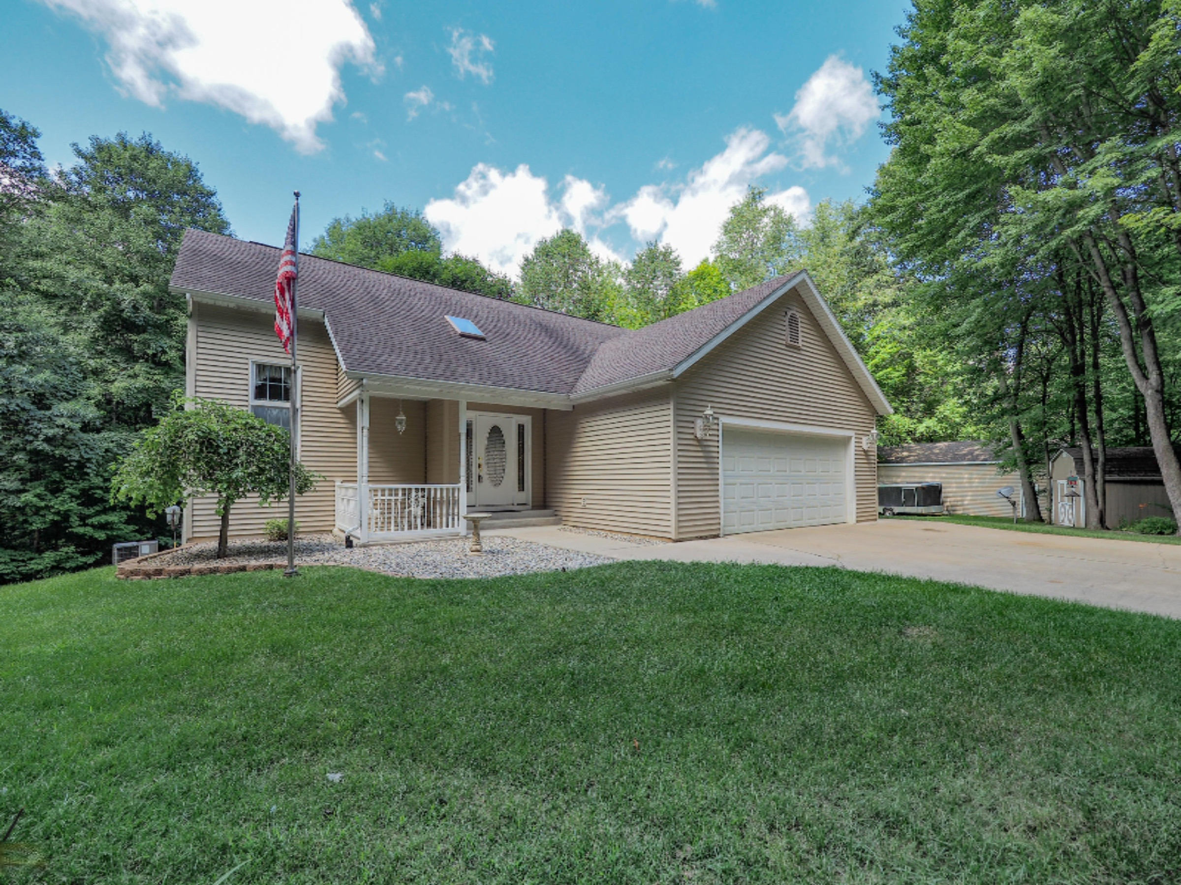 51916 Wetherbee Road Marcellus, MI 49067 - Photo 5 of 35 51916 Wetherbee Rd-102