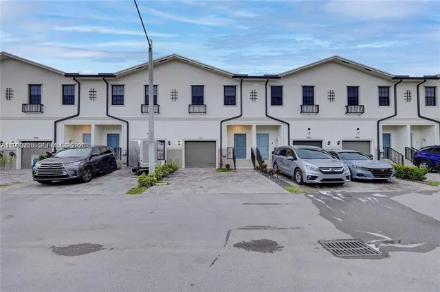 $2,800 | 1170 Southwest 7th Court, Florida City, FL 33034