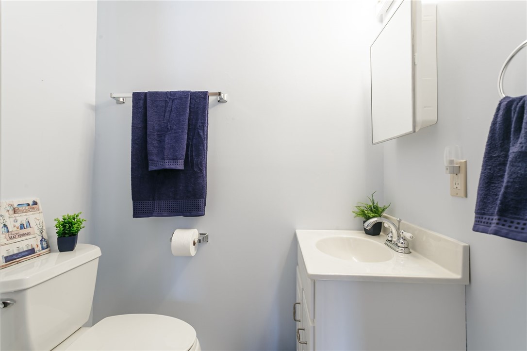 516 Gilmore Road Clarkson, NY 14420 - Photo 16 of 31 Half bath