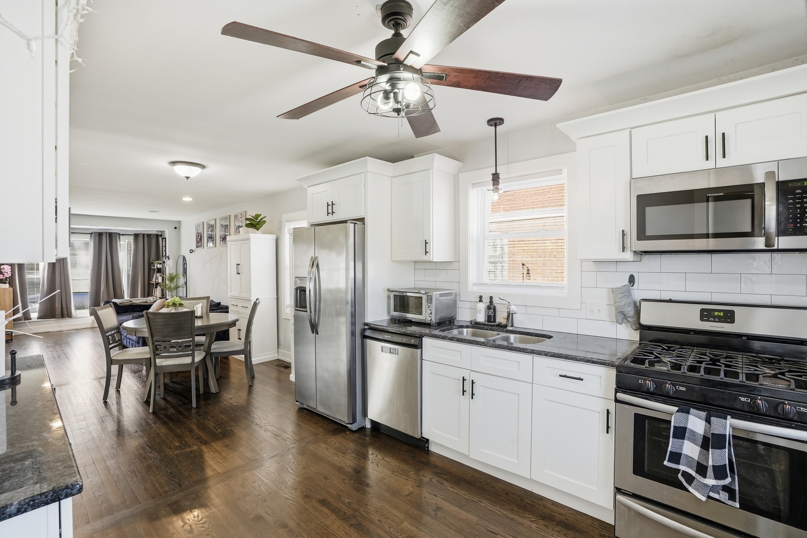 2868 West 85th Street Chicago, IL 60652 - Photo 11 of 23