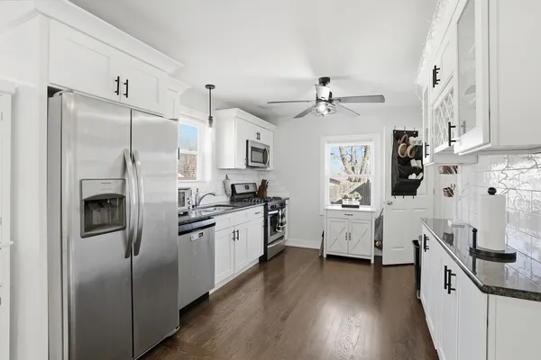 $329,999 | 2868 West 85th Street, Chicago, IL 60652