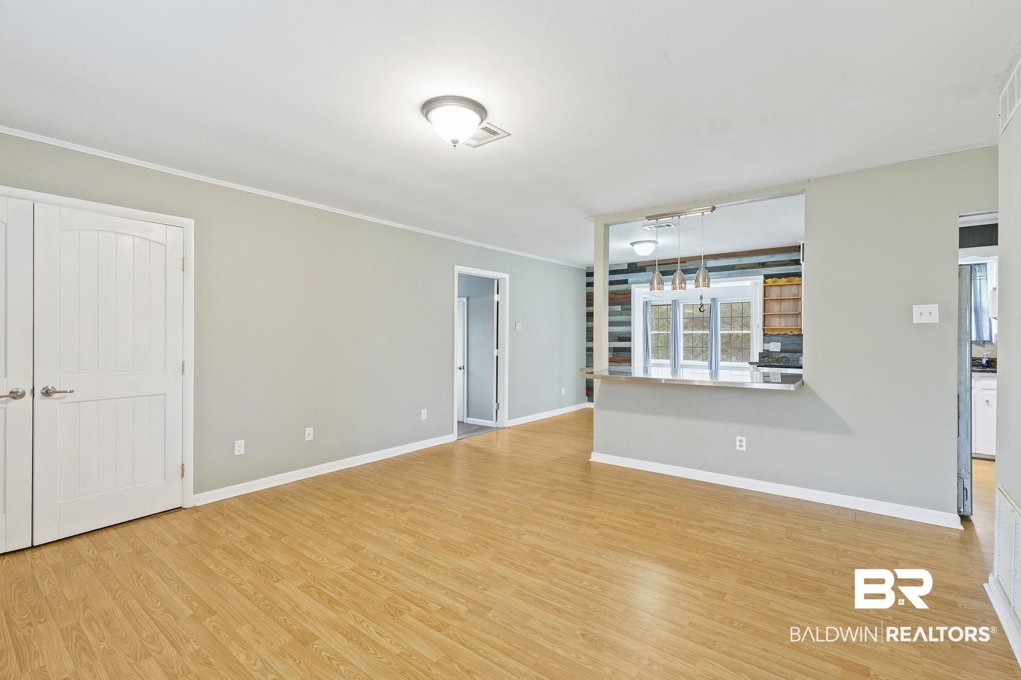 13108 6th Street Lillian, AL 36549 - Photo 9 of 39 Gallery Image 9
