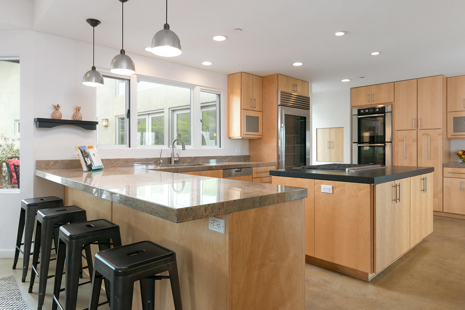 4775 Foothill Road Ventura, CA 93003 - Photo 20 of 69 4775 Foothill Rd-MLS_Size-027-49-Kitchen