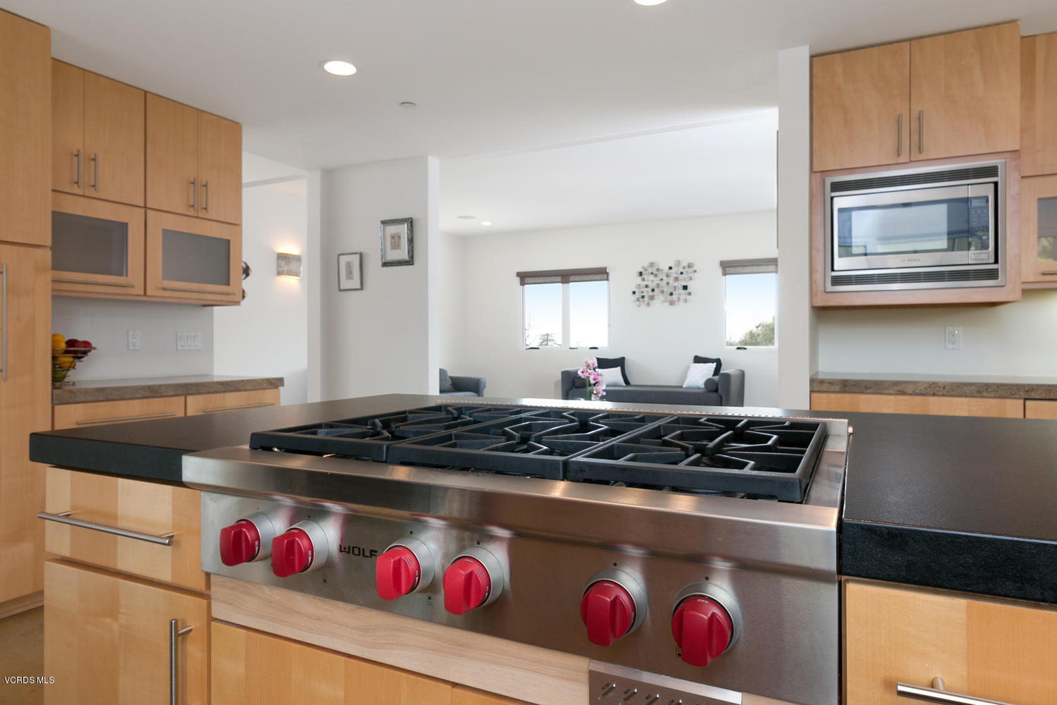 4775 Foothill Road Ventura, CA 93003 - Photo 21 of 69 4775 Foothill Rd-MLS_Size-028-20-Kitchen