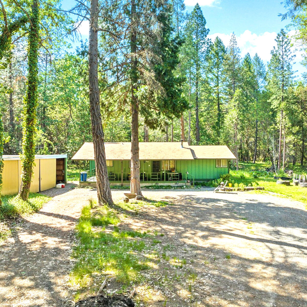 824 Tetherow Road Williams, OR 97544 - Photo 1 of 20 entering home