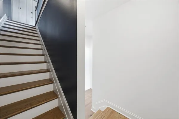 $925,000 | 6832 Crescendo Court, Atlanta, GA 30328