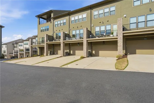 $925,000 | 6832 Crescendo Court, Atlanta, GA 30328