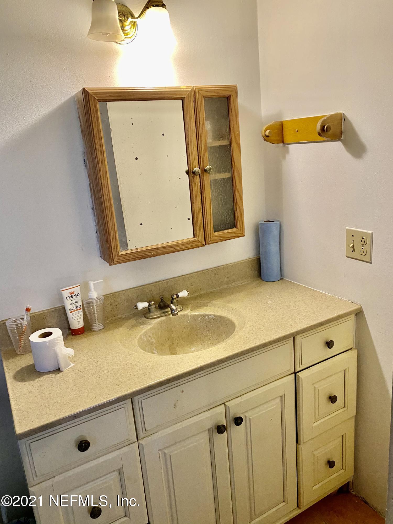16050 Shellcracker Road Jacksonville, FL 32226 - Photo 24 of 45 Master bath