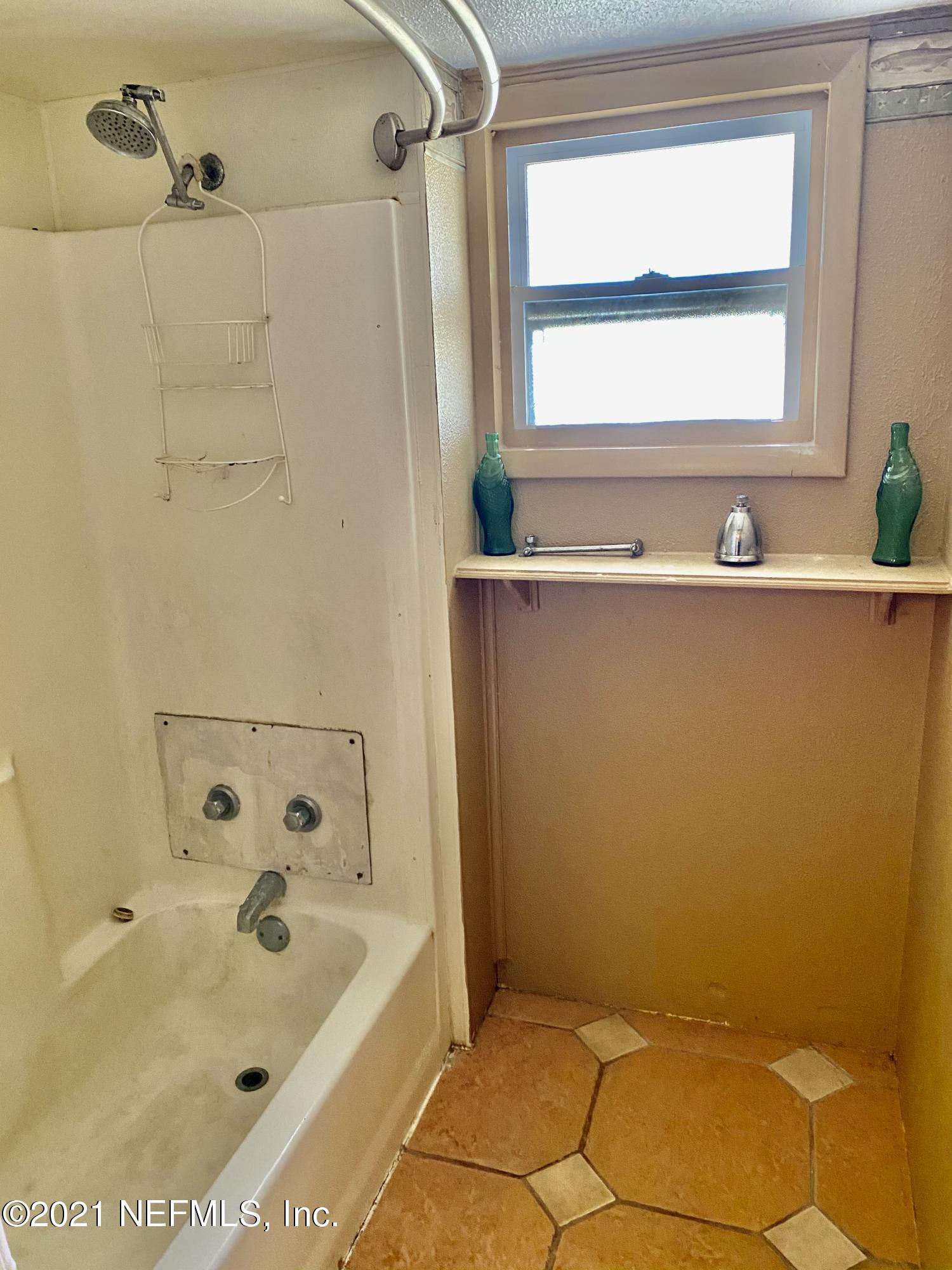 16050 Shellcracker Road Jacksonville, FL 32226 - Photo 28 of 45 bathroom 2 of 3