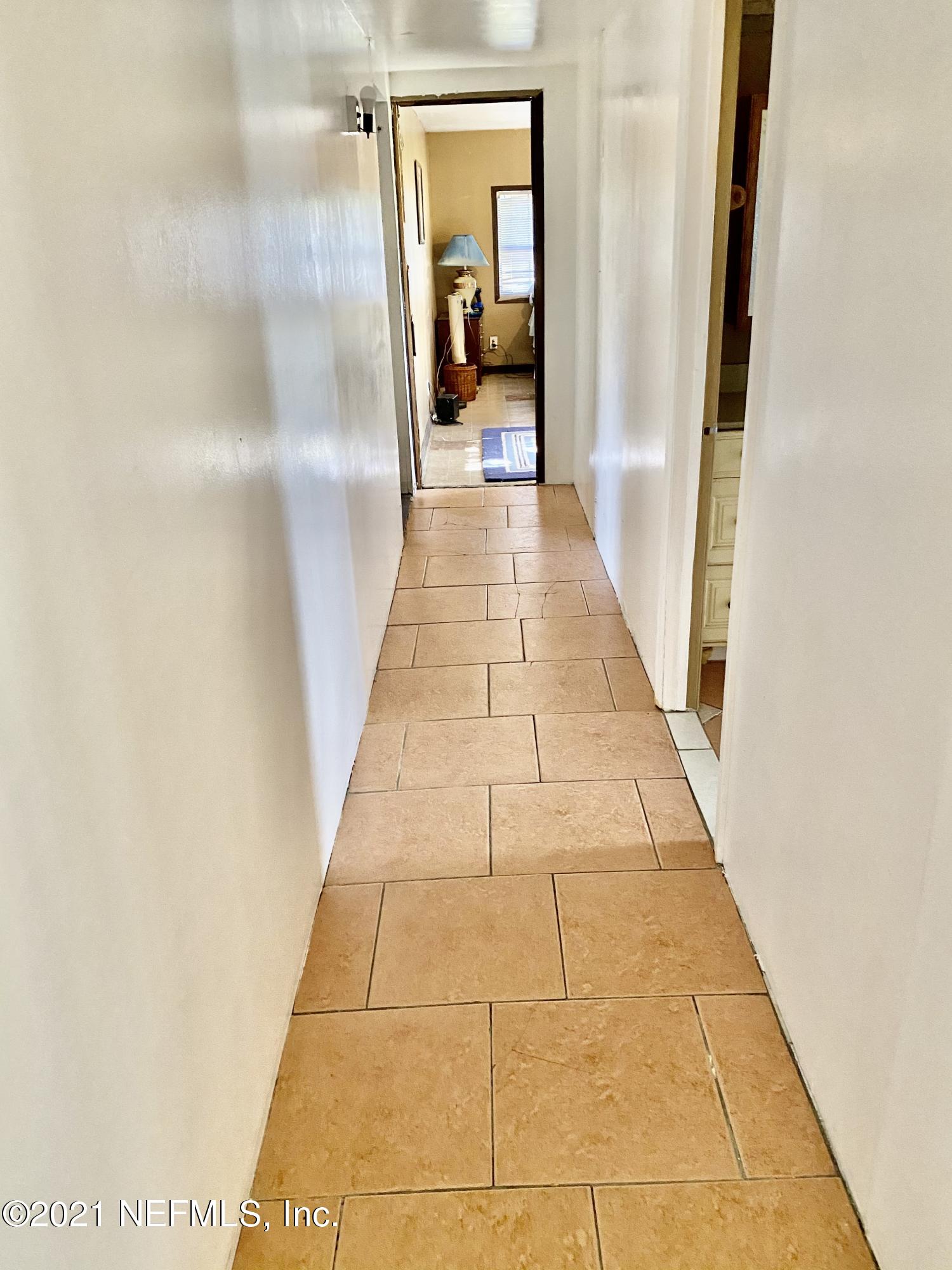 16050 Shellcracker Road Jacksonville, FL 32226 - Photo 32 of 45 hallway