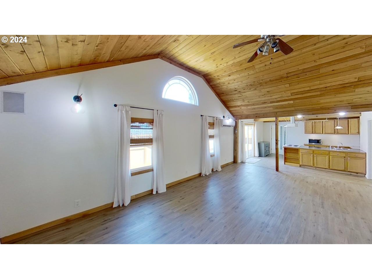 30 Darrell Avenue Winston, OR 97496 - Photo 3 of 28 Gallery Image 3