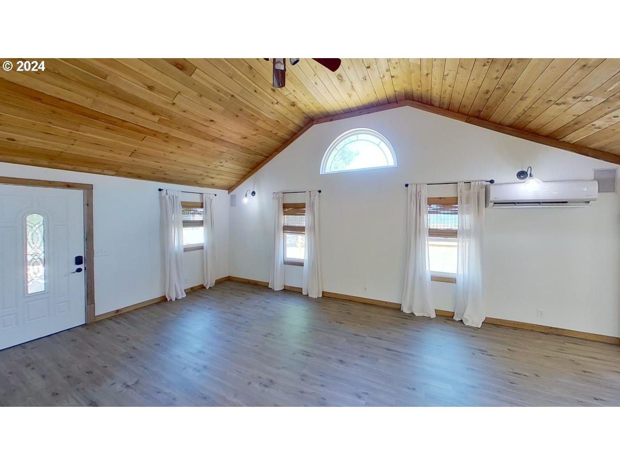 30 Darrell Avenue Winston, OR 97496 - Photo 4 of 28 Gallery Image 4