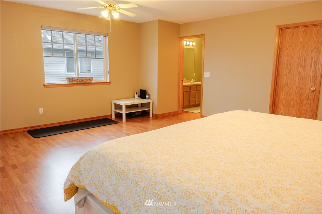 2212 Riley Road Mount Vernon, WA 98274 - Photo 11 of 19 Gallery Image 11