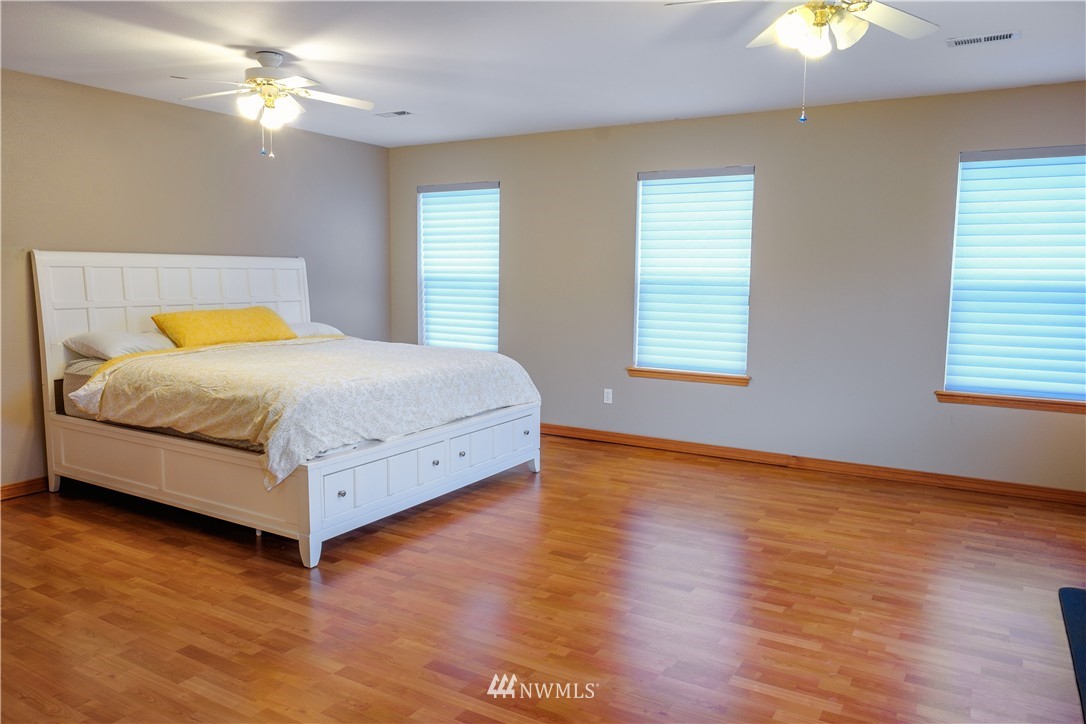 2212 Riley Road Mount Vernon, WA 98274 - Photo 13 of 19 Gallery Image 13