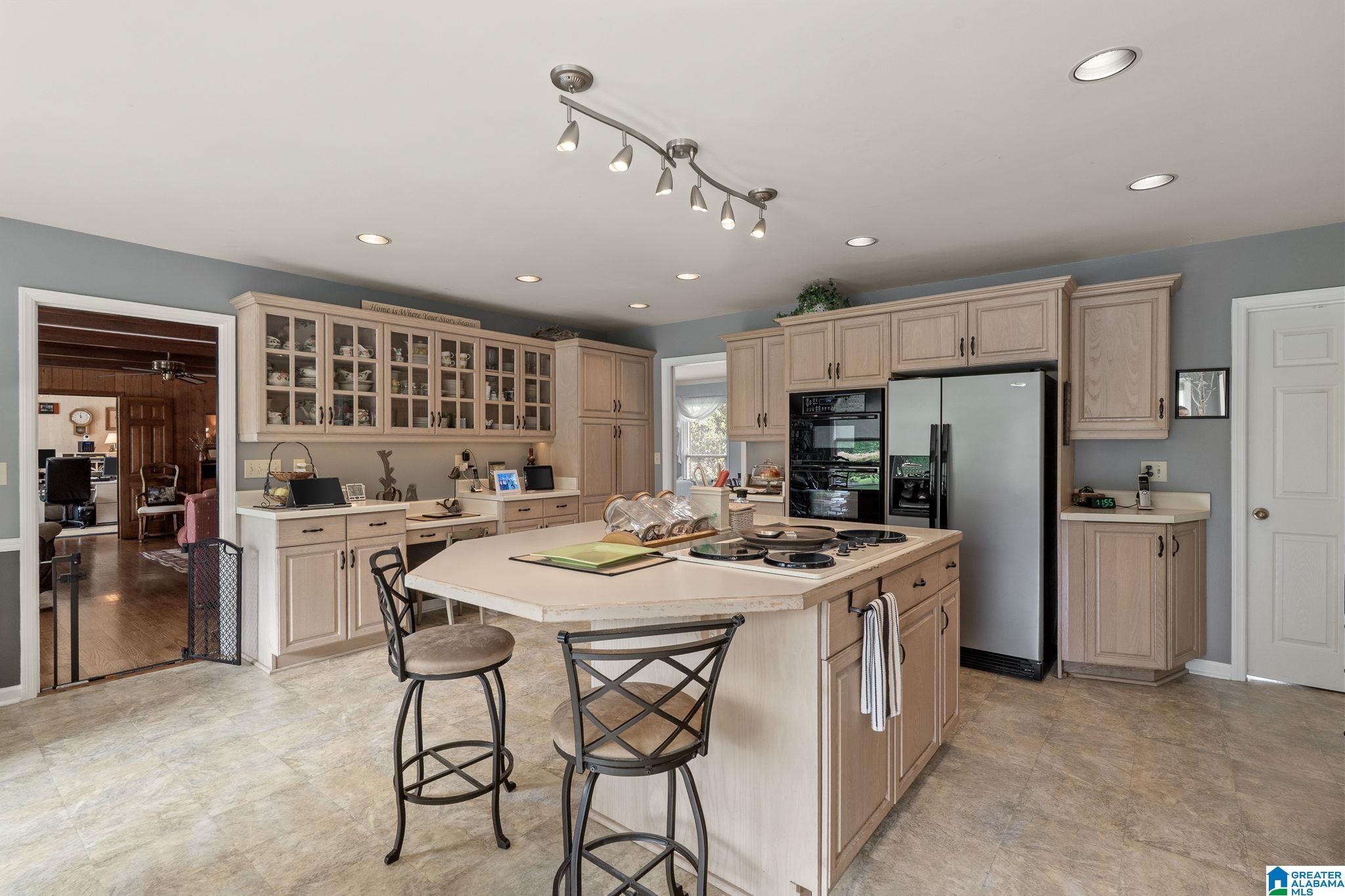 3040 Cahaba Valley Road Pelham, AL 35124 - Photo 12 of 100