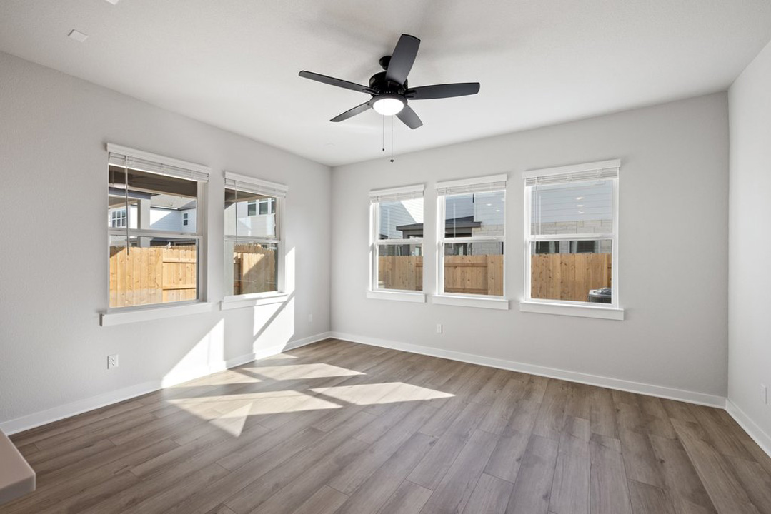 125 Verra Way Georgetown, TX 78626 - Photo 14 of 34