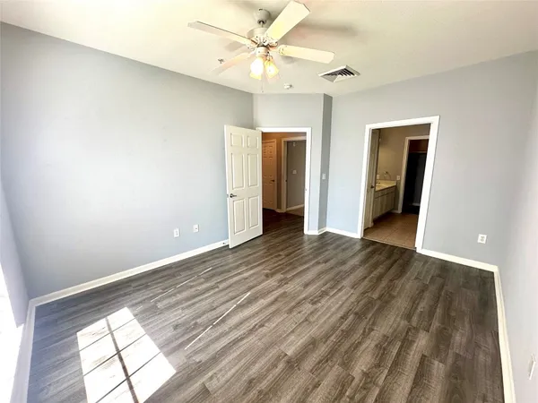 $1,600 | 2815 Kings Crossing Drive, Unit 209, Kingwood, TX 77345