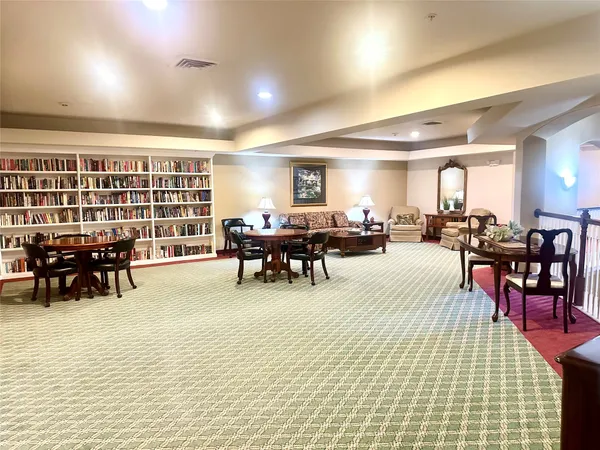 $1,600 | 2815 Kings Crossing Drive, Unit 209, Kingwood, TX 77345