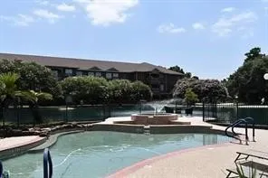 $1,600 | 2815 Kings Crossing Drive, Unit 209, Kingwood, TX 77345